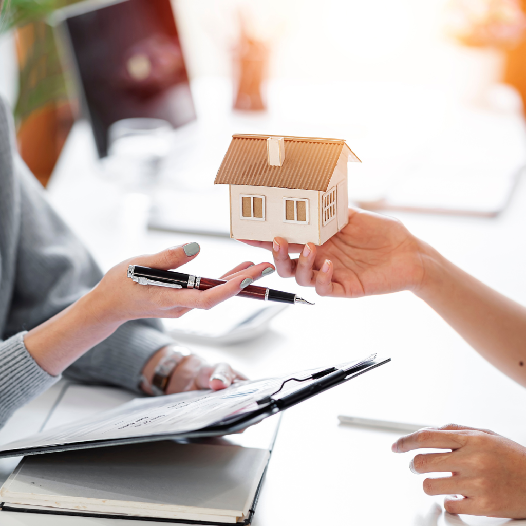 Simultaneous Closing vs Double Closing
