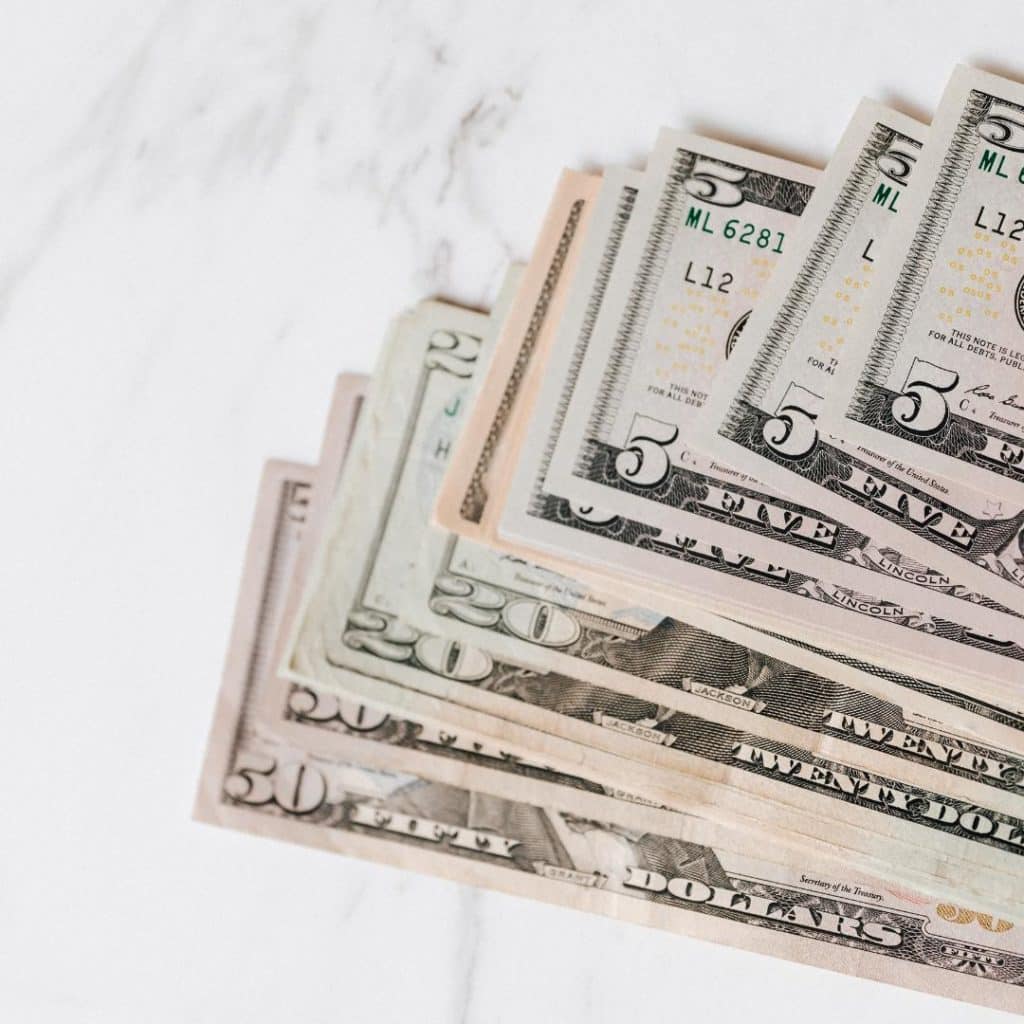 Difference Between Earnest Money and Earnest Deposit